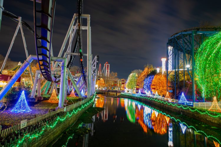 Hersheypark's Christmas Candylane lights